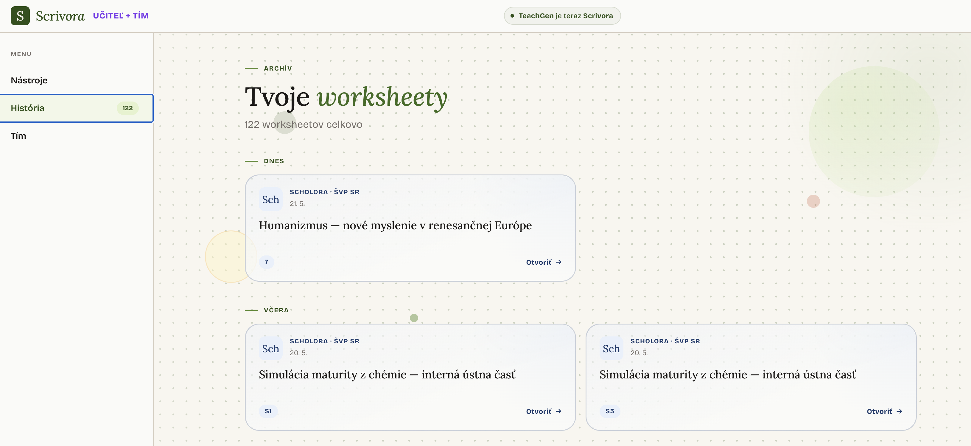 Záložka História v dashboarde: archív worksheetov zoradených podľa dátumu, každá karta má product chip a počet úloh